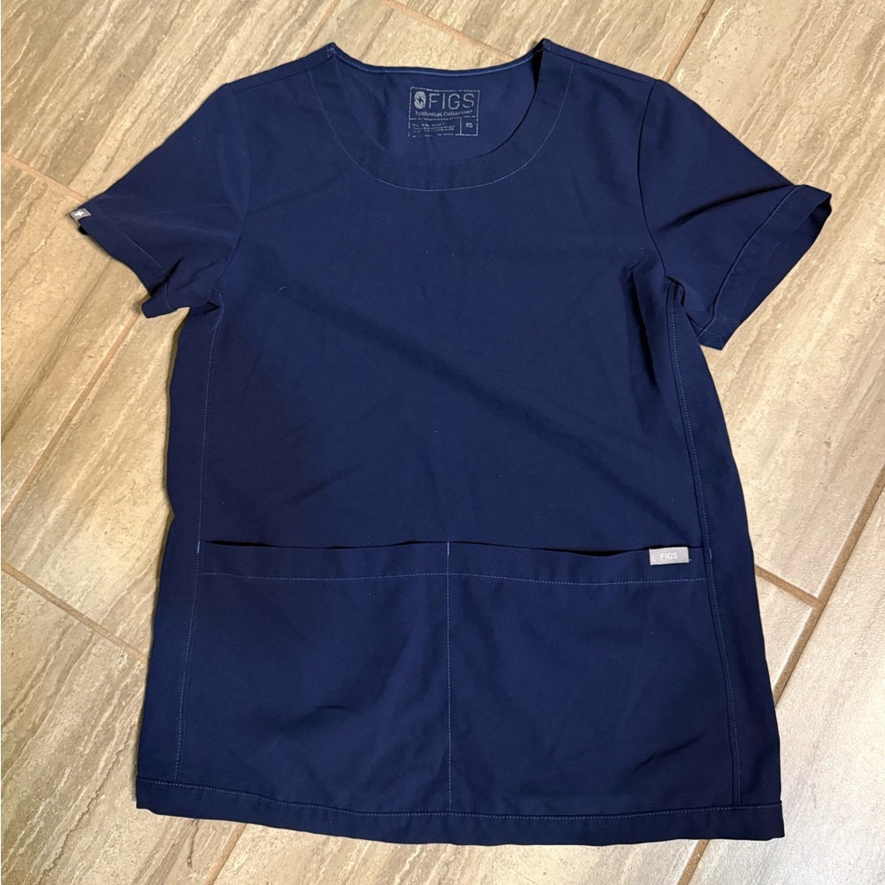 Women’s Figs Rare Scrub Top sz XS